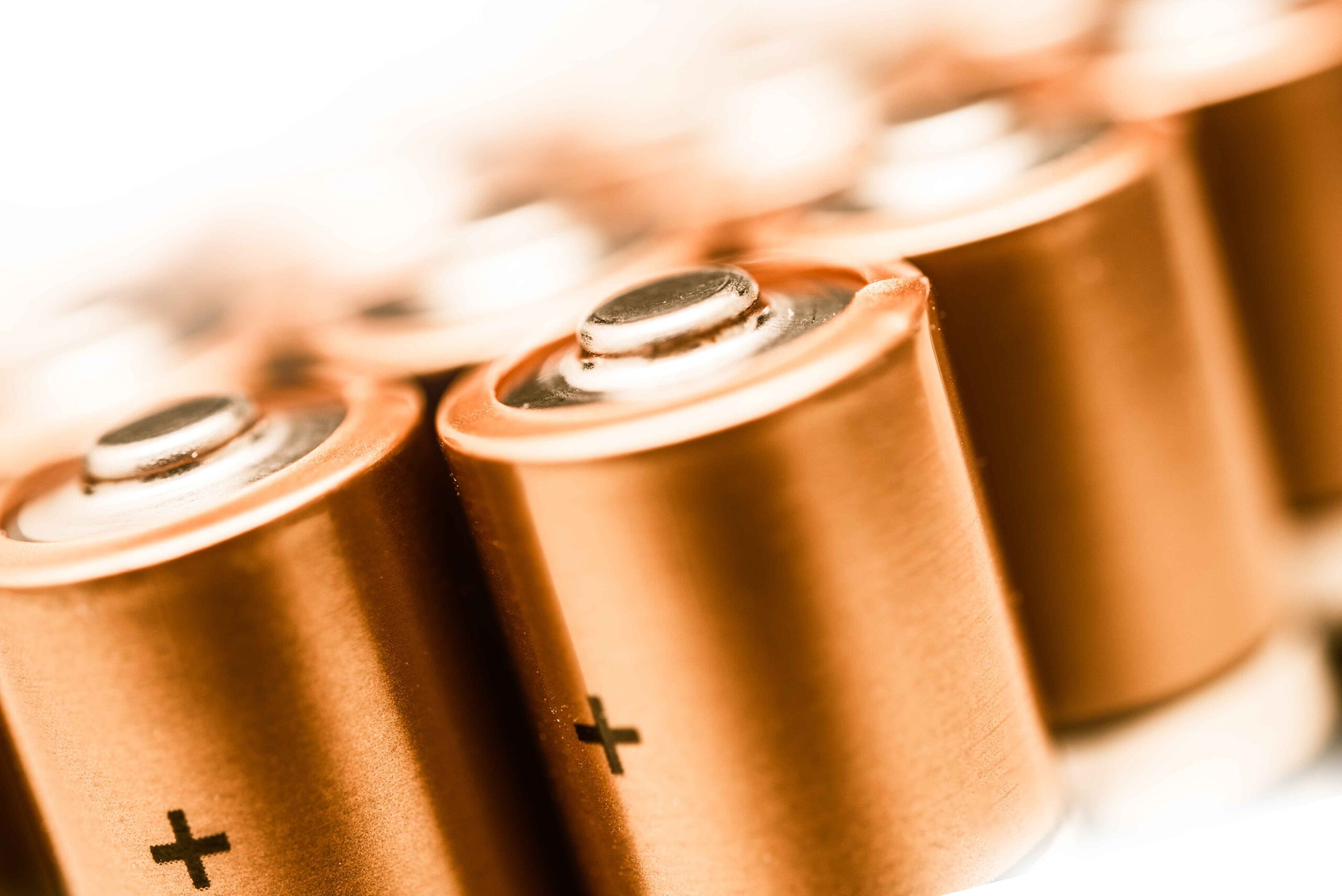 The Right Way to Store Batteries to Prevent Leaks and Damage